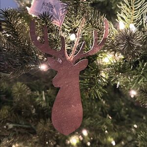 Instant Decor glitter peace on earth deer head and snowflakes and deer ornament
